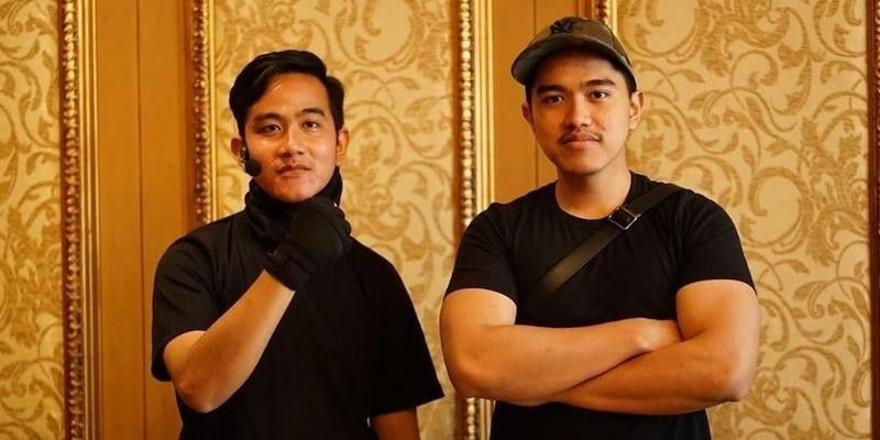 Ambangkan Laporan KKN Keluarga Jokowi, Mungkin Sekali Firli Dikriminalisasi