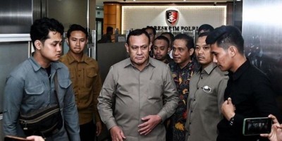 Ketakutan Kolektif dan Kejanggalan Kasus Firli Bahuri