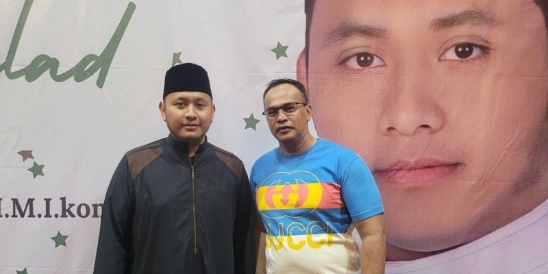 Fajar Sidik bersama Ali Ridho Azhari Mendorong Peran Vital Santri Untuk Moral Generasi Muda  