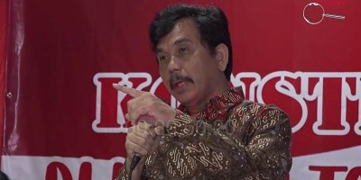 Raja Jawa versus Kekuatan Rakyat